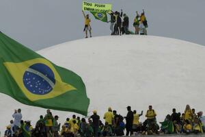 Kako je poziv na "žurku" izveo pet miliona Brazilaca na ulice i...