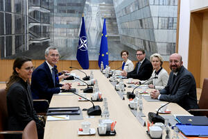 Lideri EU i NATO-a potpisali deklaraciju o unapređenju...