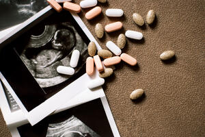 Vrhovni sud SAD odbacio zabranu pilule za prekid trudnoće