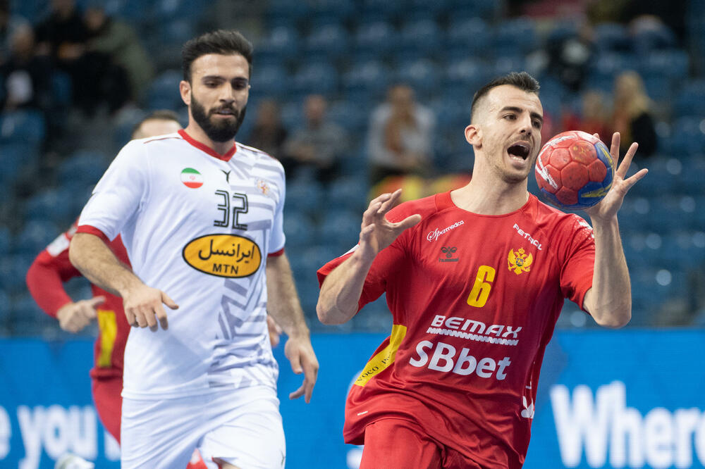 Miloš Vujović je dao 10 golova iz 11 šuteva, Foto: IHF