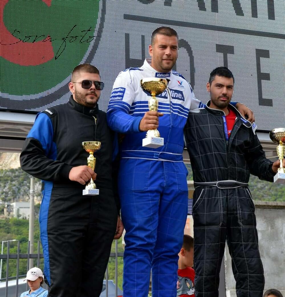 Baćko Vujović na tronu