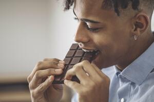 Zašto je tako lijepo jesti čokoladu, ispitivali na Univerzitetu u...