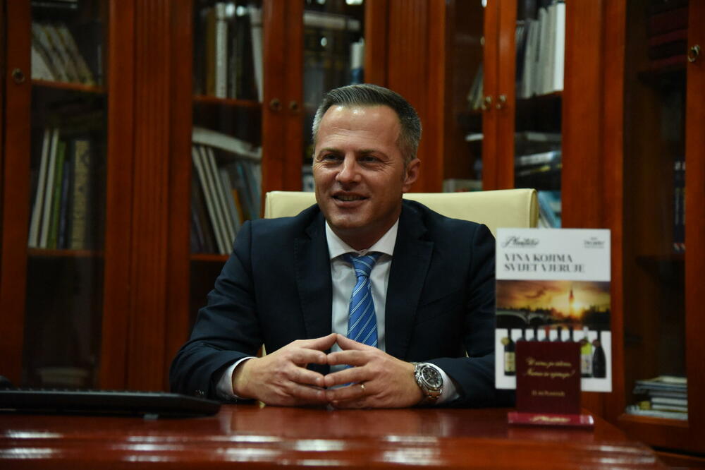 Poslovni pokazatelji ukazuju da je kompanija na pravom putu: Čađenović, Foto: Luka Zeković