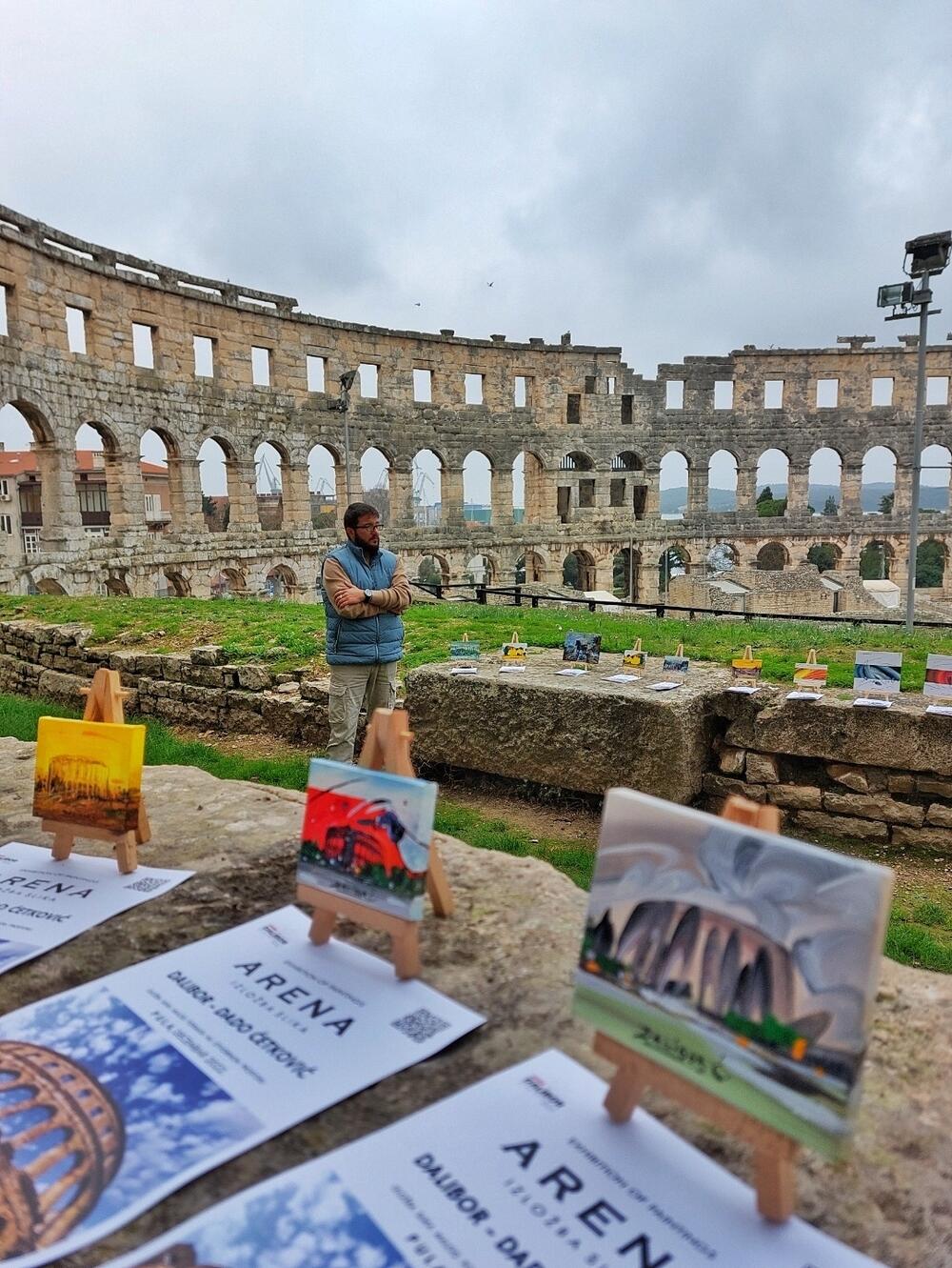 <p>Crnogorski slikar Dalibor Dado Ćetković inspiraciju nakon boravka u Istri, dobre i snažne utiske, brojne ideje i podsticaj za budući rad prenosi i u tekuću godinu, prije svega otvorenog srca, kaže za “Vijesti”</p>