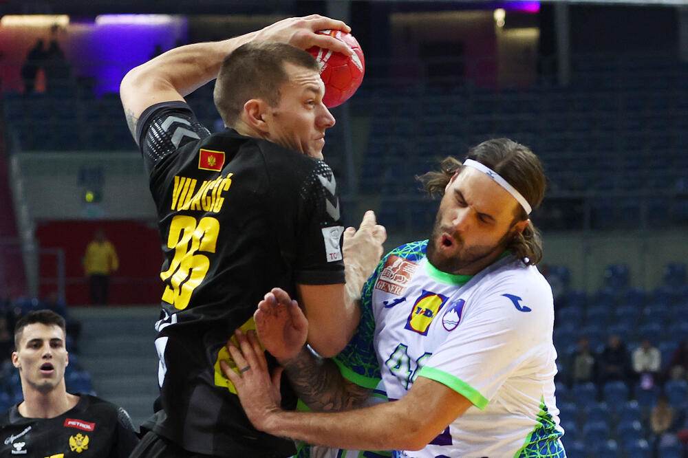 Risto Vujačić je bio najefikasniji u timu Crne Gore sa pet golova, Foto: REUTERS/Kacper Pempel