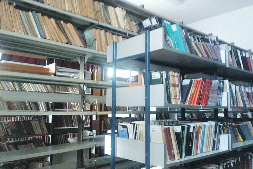 Narodna biblioteka „Njegoš“ u Nikšiću, Foto: Svetlana Mandić