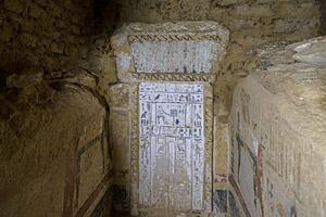 U Egipti pronađena mumija prekrivena zlatom