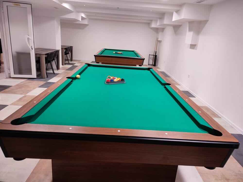 <p>Budući korisnici sa nestrpljenjem čekaju za februar najavljeno otvaranje Doma za stare u Nikšiću...</p>