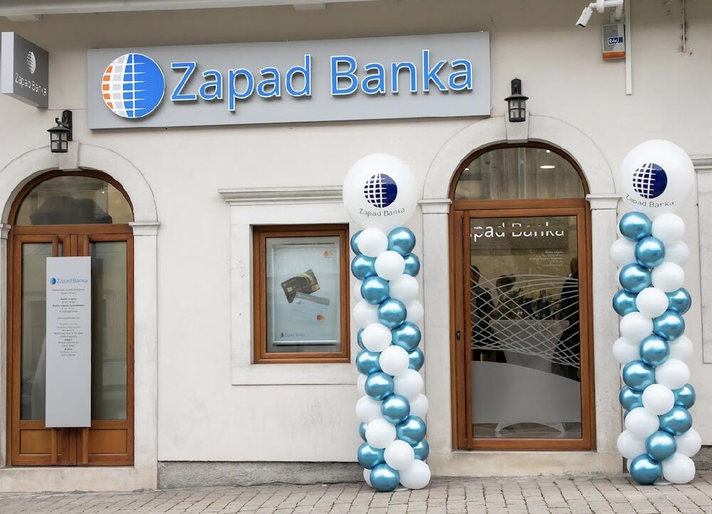 <p>Zapad banka AD Podgorica otvorila je vrata nove filijale u Kotoru na adresi - Put prvoboraca 201, u naselju Škaljari.</p>