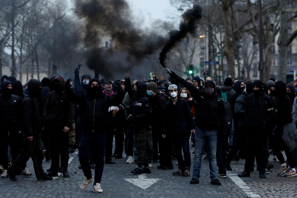 <p>Demonstracije u Francuskoj protiv podizanja starosne granice za penzionisanje sa 62 na 64 godine i drugih promjena</p>