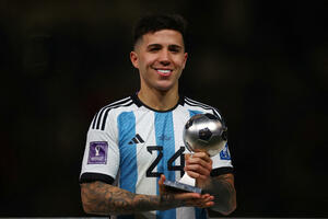 Čelsi potvrdio transfer Enca Fernandesa