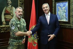 Đukanović odlikovao pukovnika Oružanih snaga Austrije: Rot dao...