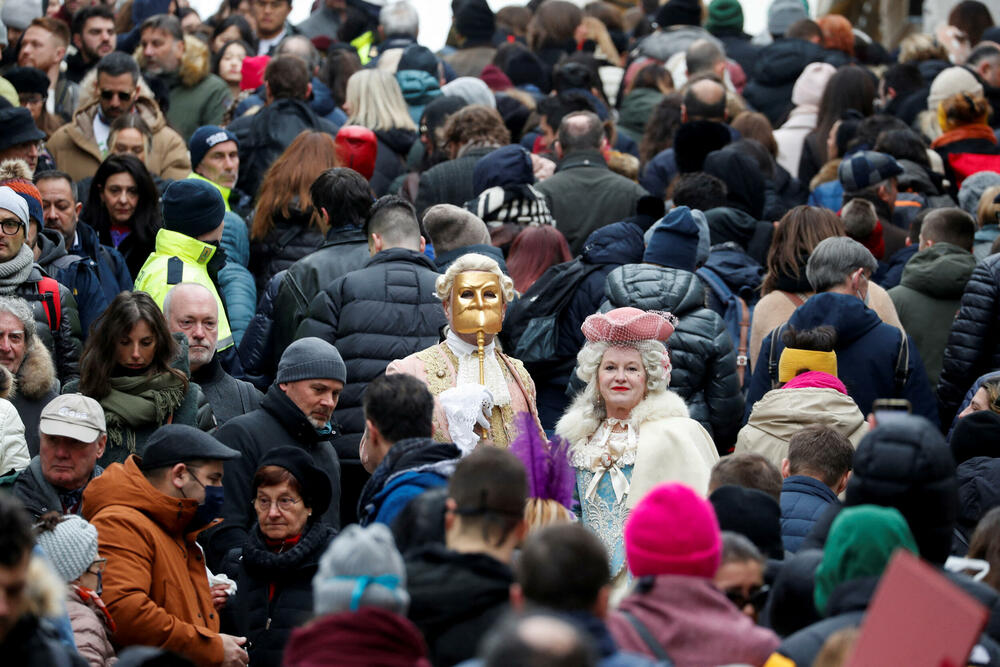 <p>Stotine hiljada gostiju svake godine dolazi u grad na sjeveru Italije radi slavlja koje traje do 21. februara</p>