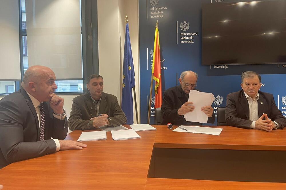 Potpisivanje Ugovora o korišćenju lovišta, Foto: Ministarstvo poljoprivrede, šumarstva i vodoprivrede