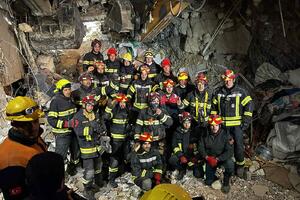 Crnogorski spasioci iz ruševina u gradu Hataj izvukli...
