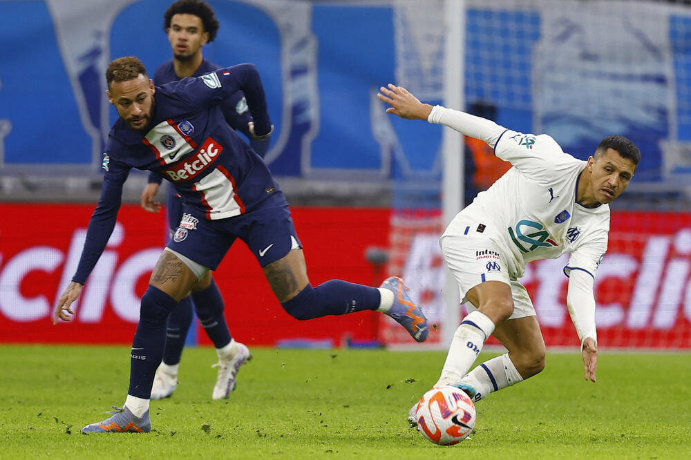 Aleksis Sančes u duelu sa Nejmarom (arhiva), Foto: Reuters