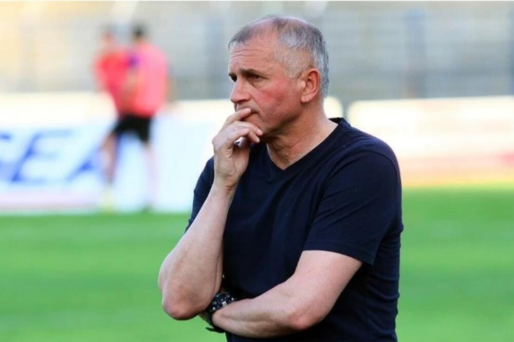 Iz ljetnjih uslova u Antaliji, Gaćinović treba da prirpemi Dečić na zimske uslove igranja u Crnoj Gori, Foto: FK Spartak