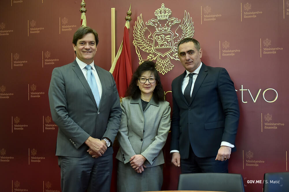 Sa potpisivanja, Foto: Ministarstvo finansija