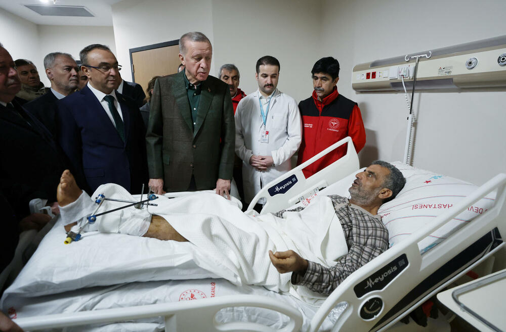 Erdogan u posjeti povrijeđenima nakon zemljotresa u Kilisu