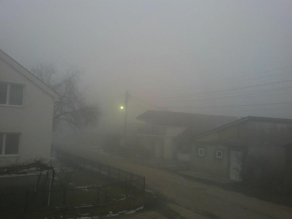 Naselje Nikoljac u magli i smogu