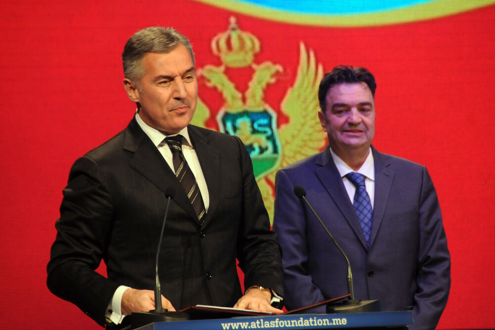 Duško Knežević i Milo Đukanović iz vremena saradnje (arhiva), Foto: Boris Pejovic