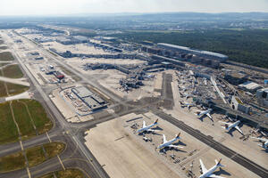Štrajk parališe njemačke aerodrome: Traži se 10,5 odsto više