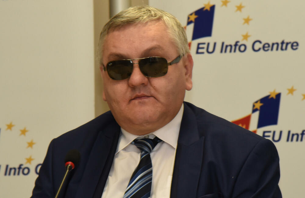 DIK se nije obratio za provjeru podataka o kandidatu za predsjednika, već o građaninu: Lacmanović -