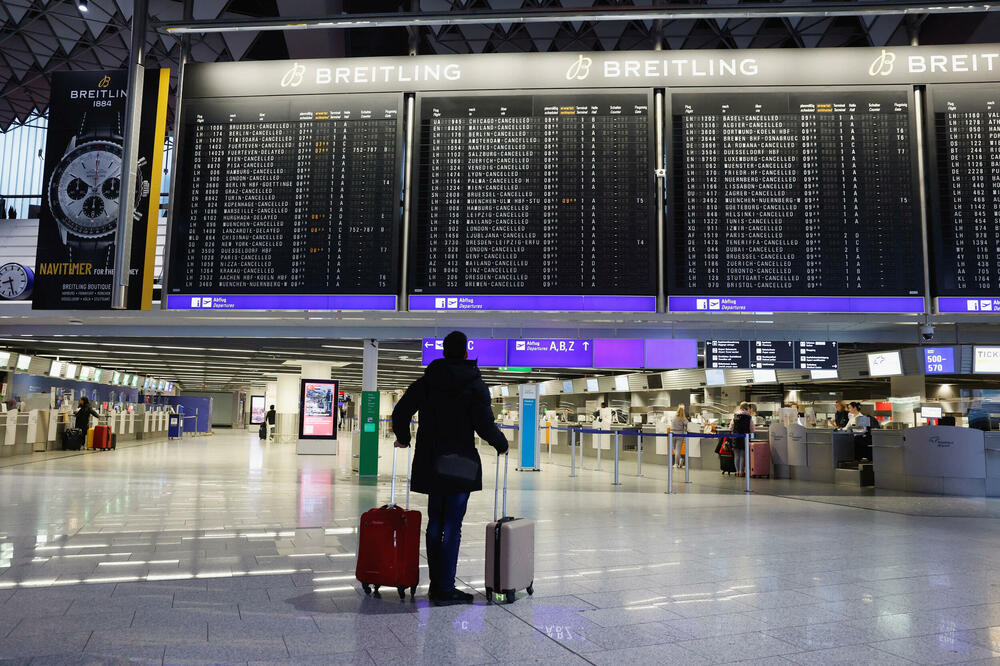 Sa aerodroma u Frankfurtu, Foto: Reuters