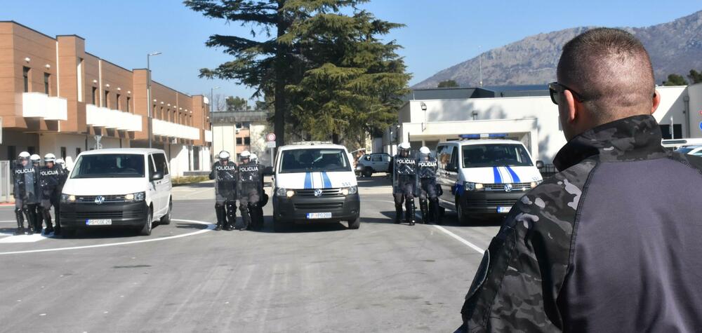 <p>"Uzimajući u obzir veliko iskustvo Jedinice za brzo raspoređivanje u navedenoj oblasti, cilj obuke je razmjena iskustava između dvije jedinice kao i dalje jačanje ukupnih kapaciteta i nivoa obučenosti Posebne jedinice u izvršavanju namjenskih zadataka"</p>