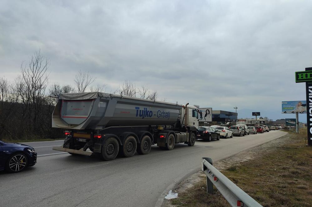 Gužve na Jadranskoh magistrali, Foto: Siniša Luković
