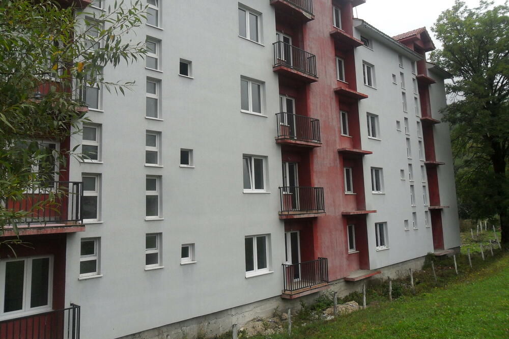 Zgrada u Ulici Dunje Đokić, Foto: Dragana Šćepanović