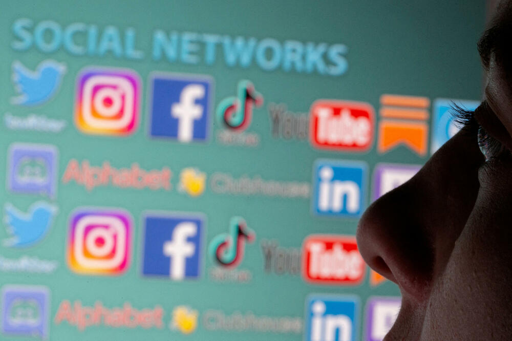 Kompanije u čijem su vlasništvu društvene mreže odbacuju optužbe da svjesno ugrožavaju korisnike, Foto: Rojters