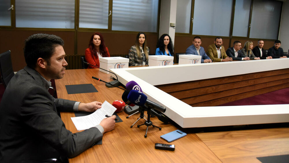 <p>Izbori za predsjednika Crne Gore zakazani su za 19. mart</p>