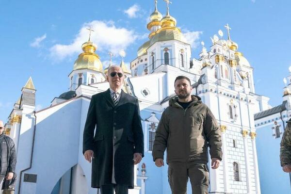 Kako je Bajden putovao u Kijev: Deset sati u vozu, bez telefona...