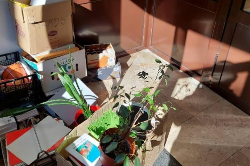 Čične stvari Dejane Savićević u holu, Foto: Privatna arhiva