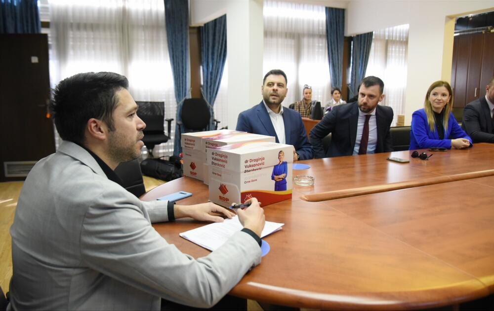 <p>Predsjednički izbori zakazani su za 19. mart</p>