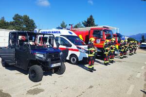Na Luštici formirana dva medicinska i vatrogasni tim