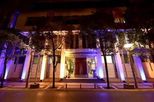 Zgrada Vlade osvjetljena bojama ukrajinske zastave