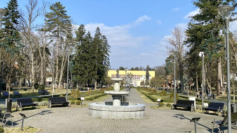Gradski park sa termama 