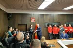 DIK utvrdio kandidaturu Đukanovića