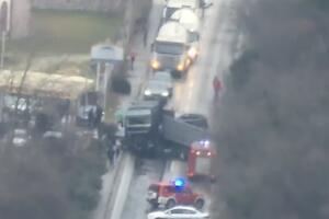 Kotor: Saobraćajna nezgoda u Lastvi Grbaljskoj, tri osobe...
