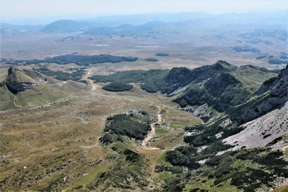Riblje, Vražje i Pošćensko jezero