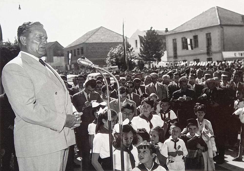 ”Srećan sam što sam došao u grad koji me je proglasio za počasnog građanina”, kazao je Tito obraćajući se građankama i građanima Ivangrada
