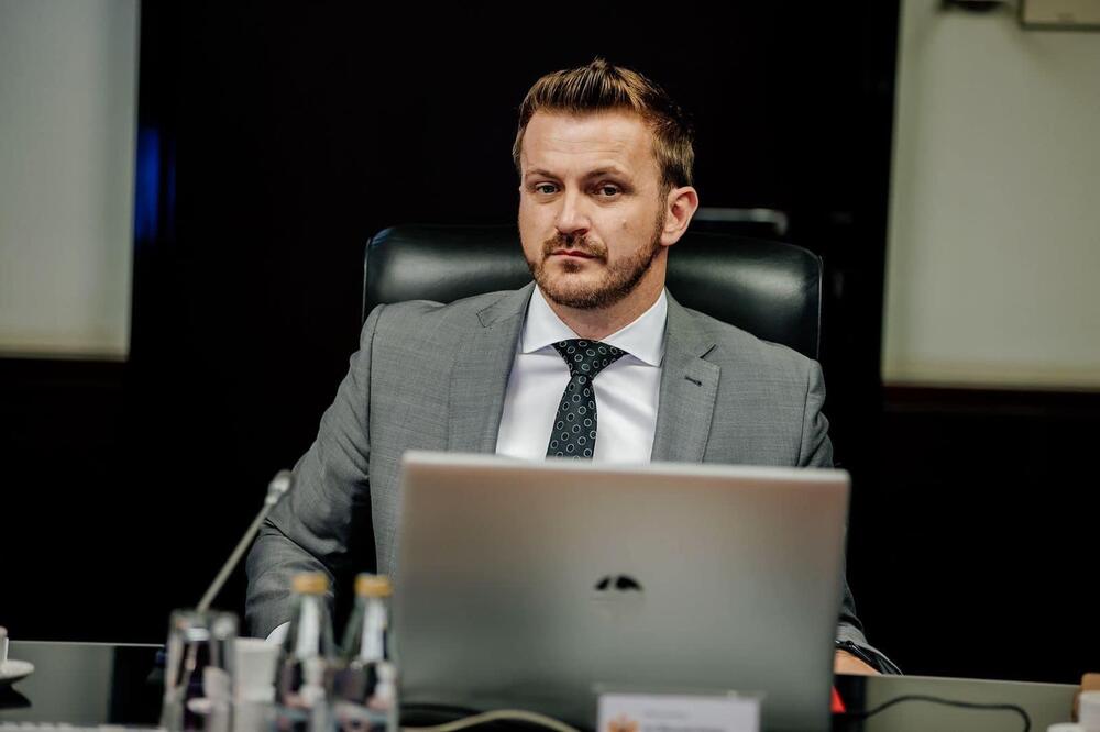 Dukaj, Foto: Albanska alternativa