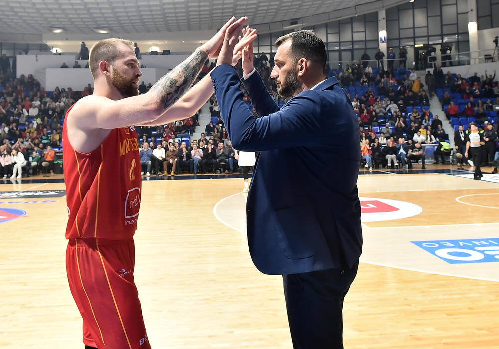 <p>"Crveni" opravdali ulogu favorita i drugi put u istoriji igraće na Mundobasketu</p>