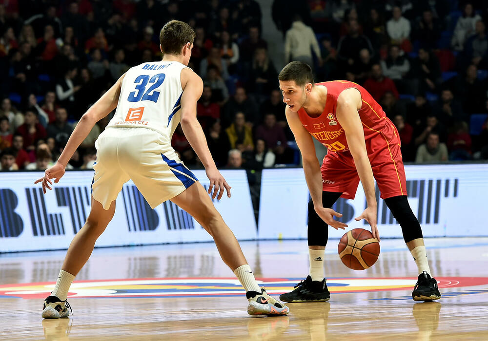 <p>"Crveni" opravdali ulogu favorita i drugi put u istoriji igraće na Mundobasketu</p>