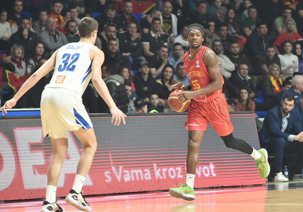 <p>"Crveni" opravdali ulogu favorita i drugi put u istoriji igraće na Mundobasketu</p>