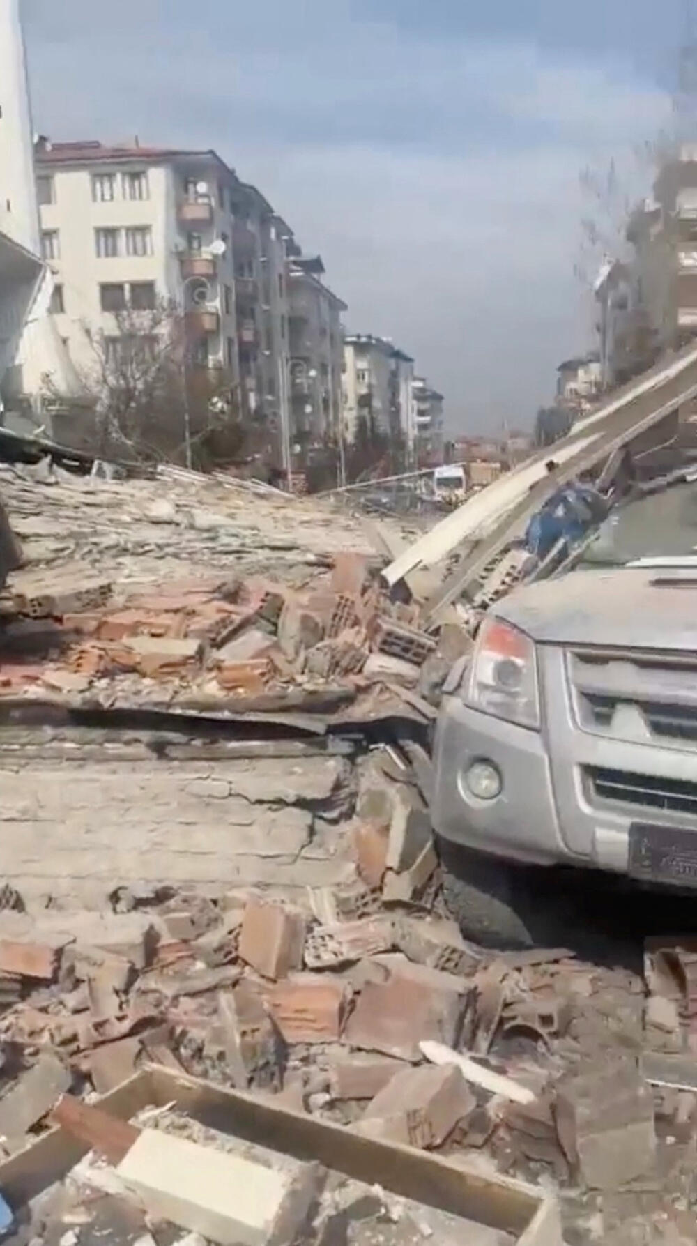 <p>Turski ministar zdravlja Fahretin Koča izjavio je da su povrijeđeni na liječenju u bolnici</p>