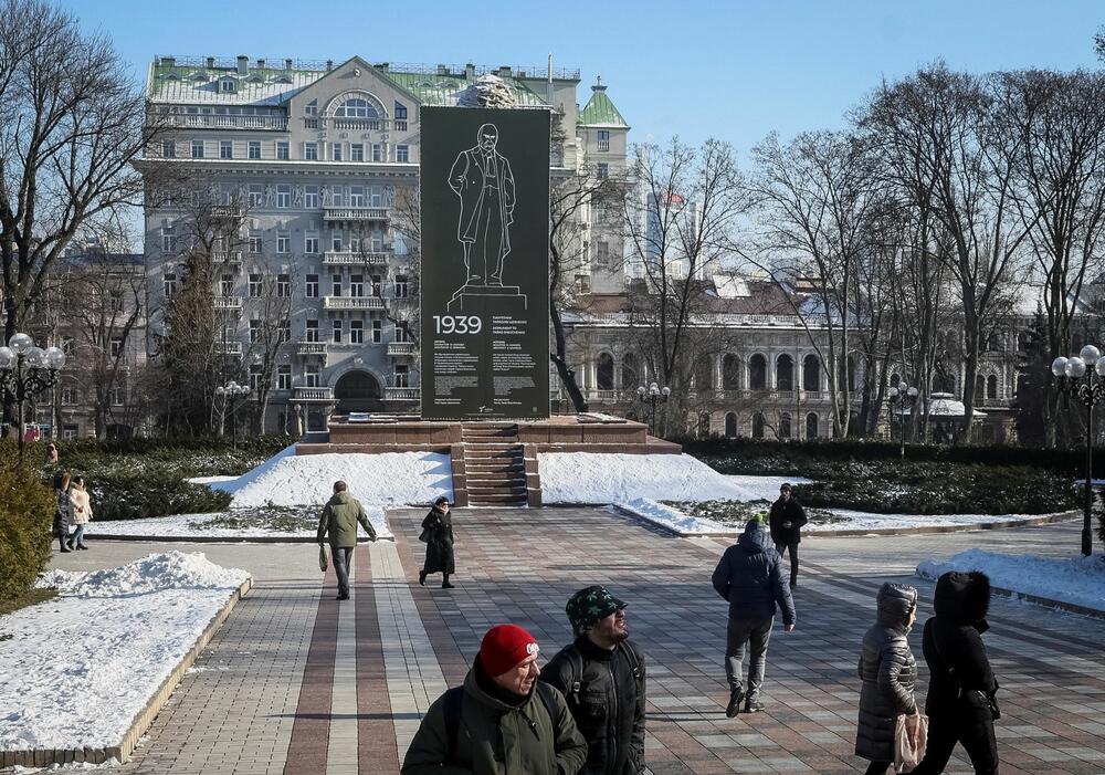 Spomenik ukrajinskom pjesniku Tarasu Ševčenku u centru Kijeva