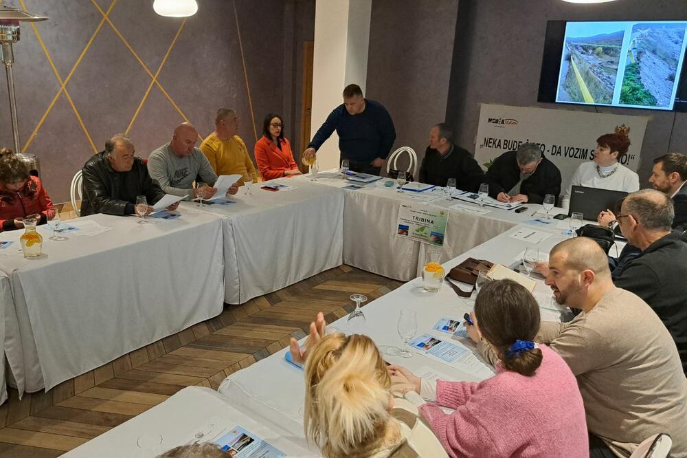 Sa tribine, Foto: Svetlana Mandić